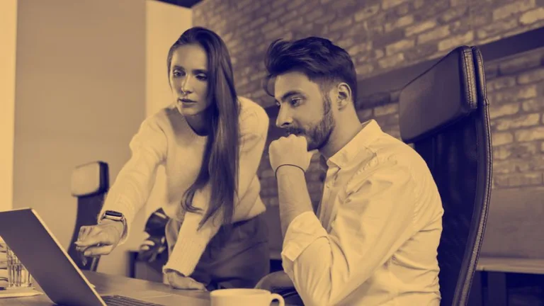 Le livret d’accueil : l'outil indispensable pour accompagner l'intégration de vos nouveaux employés